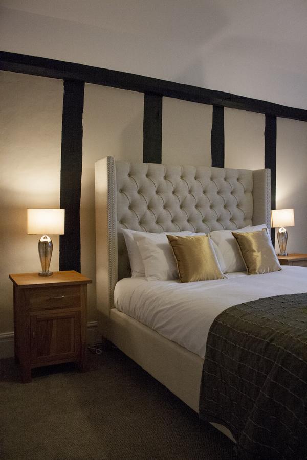 The Swan Hotel Bar And Grill Maldon Extérieur photo